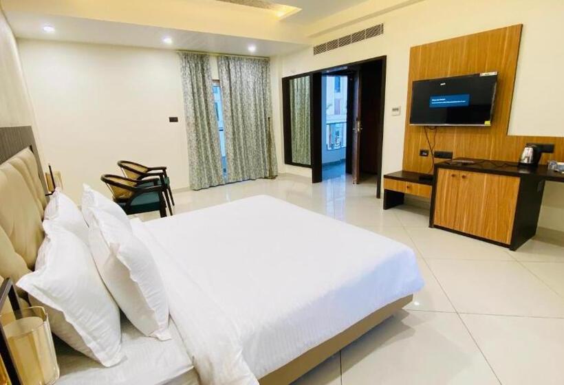 7 Hills Hotel & Resort