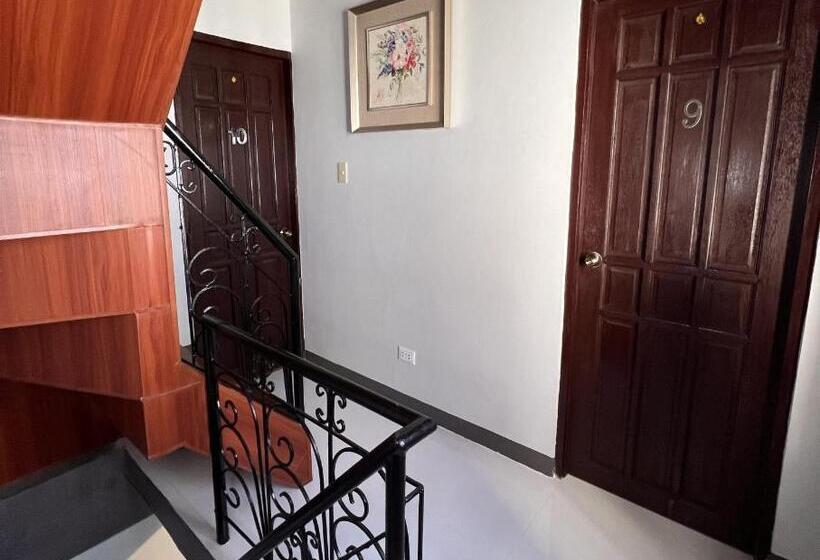 هاستل Jmcl Residences