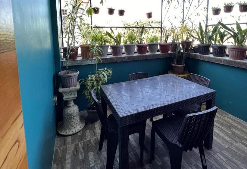 هاستل Jmcl Residences