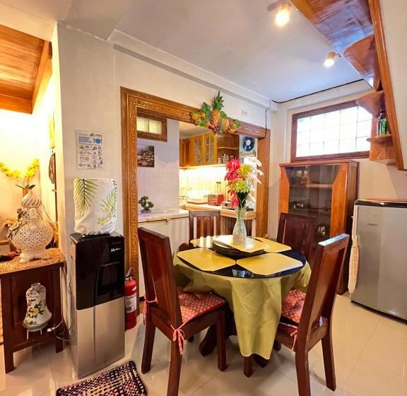 هاستل Jmcl Residences