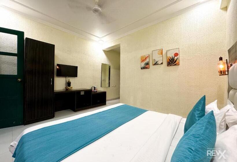 فندق صغير The Wraveler Tapovan Rooms And Dorms