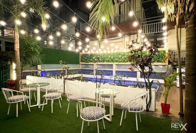 הוסטל The Wraveler Tapovan Rooms And Dorms