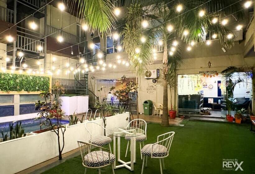 הוסטל The Wraveler Tapovan Rooms And Dorms