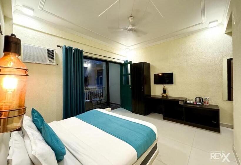 הוסטל The Wraveler Tapovan Rooms And Dorms