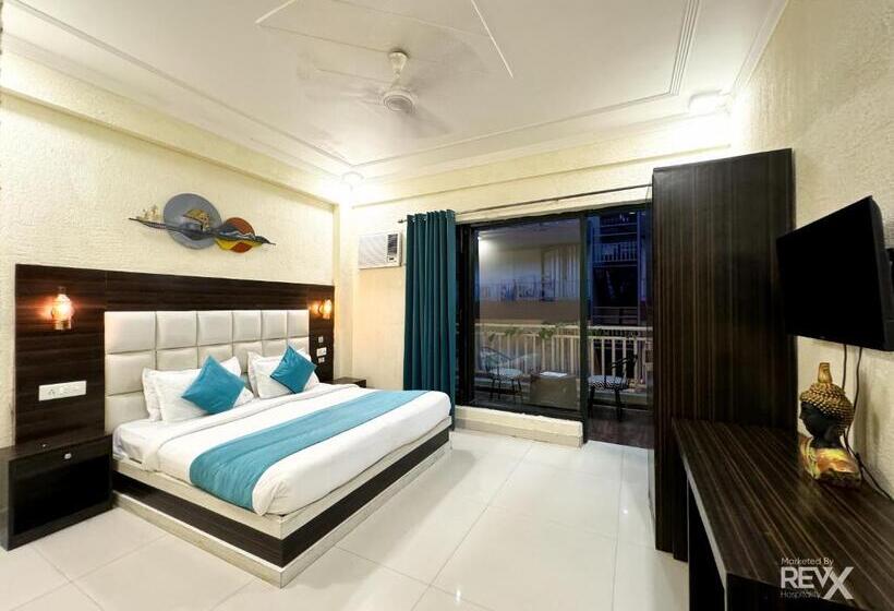 فندق صغير The Wraveler Tapovan Rooms And Dorms