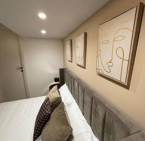 Celeste Rooms Bed And Breakfast