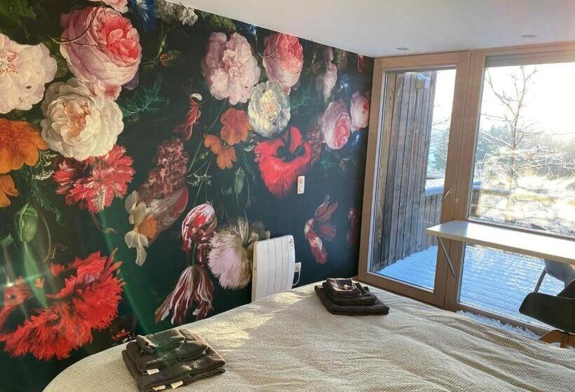 تختخواب و صبحانه Chambres Perchees