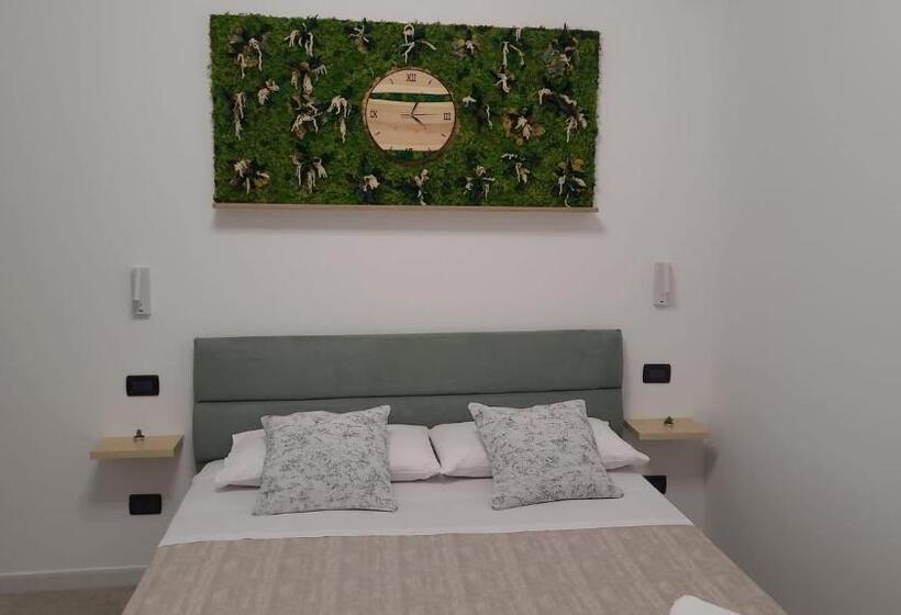 تختخواب و صبحانه Fiori Di Quercia