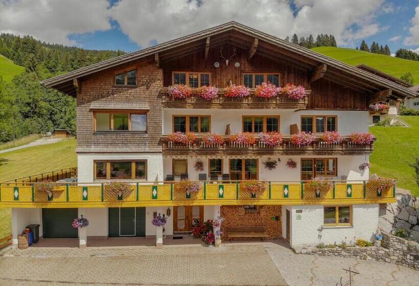 Bed and Breakfast Gästehaus Almhof