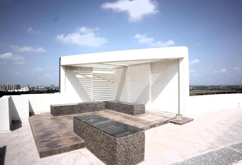 住宿加早餐  Infinity Penthouse With Pool, Sauna, Gym