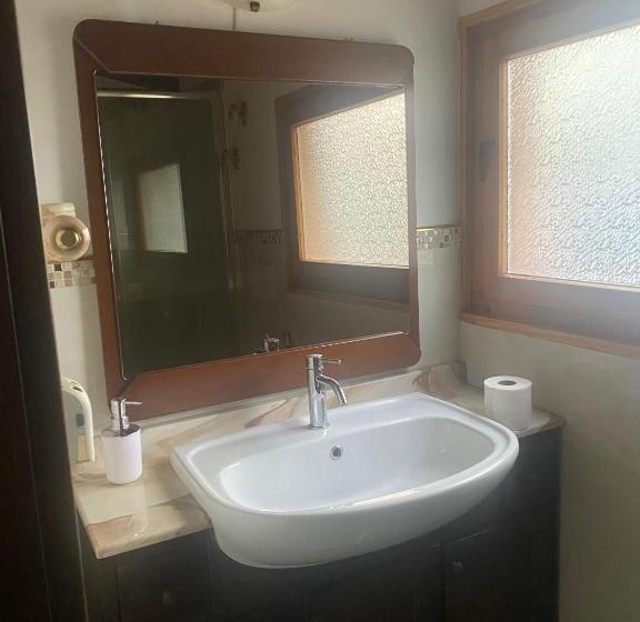 ベッドアンドブレックファースト La Loggia