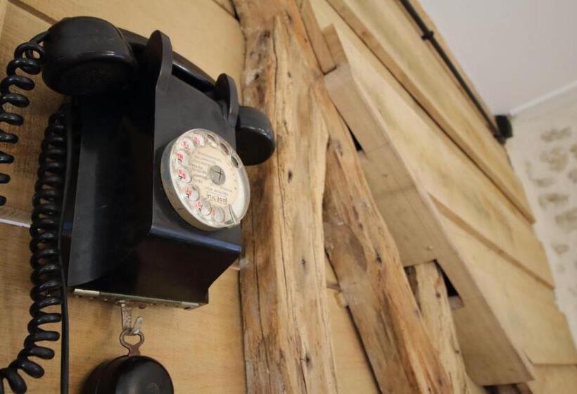 민박 La Petite Folie