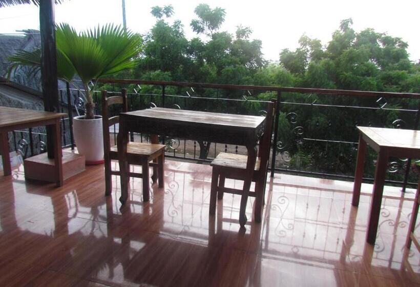 민박 Nutmeg House Zanzibar