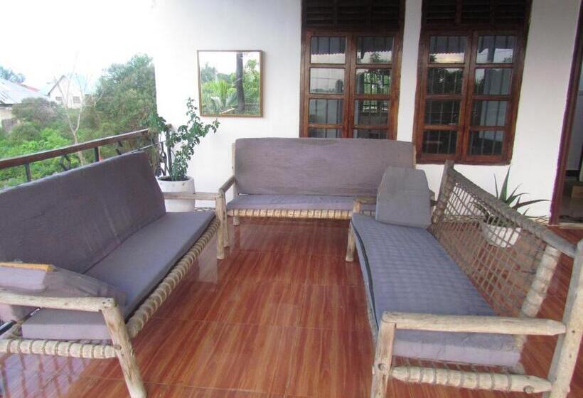 민박 Nutmeg House Zanzibar