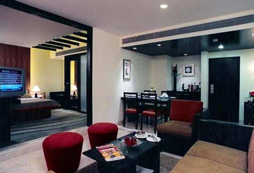 Fabhotel Prime Centurion