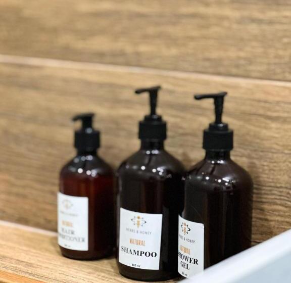 Herbs & Honey Boutique Hotel & Restaurant