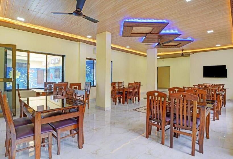 בית מלון כפרי Aarav Aloha Resort