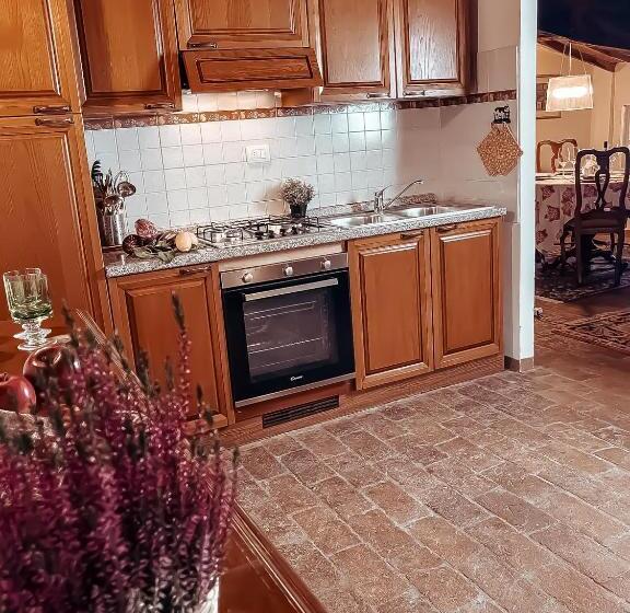 בית מלון כפרי Agriturismo Villa Cenami   Big Pool With View