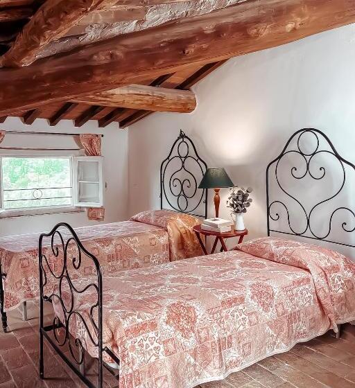 בית מלון כפרי Agriturismo Villa Cenami   Big Pool With View