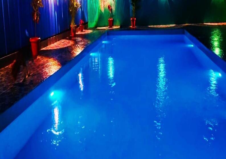 هتل Auro Galaxy Pondy With Swimming Pool