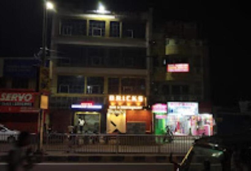 Отель Bishram Bhawan,bhubaneswar