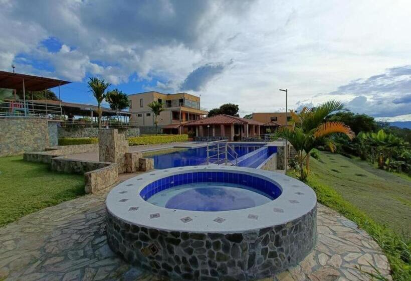 Отель Campestre Los Mangos