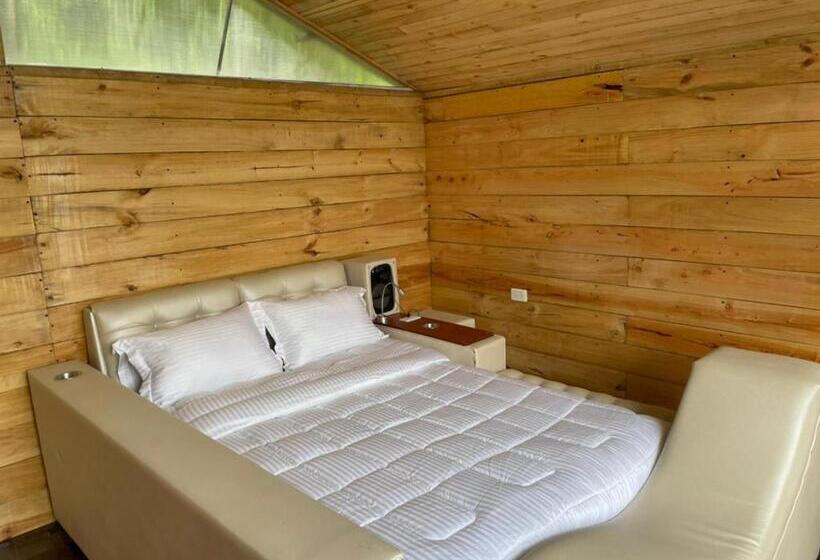 מלון כמוסות Villas Del Rio Glamping