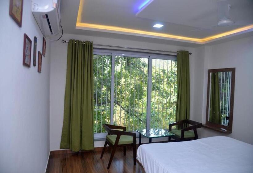 Отель Dhanlakshmi Orchard Resort