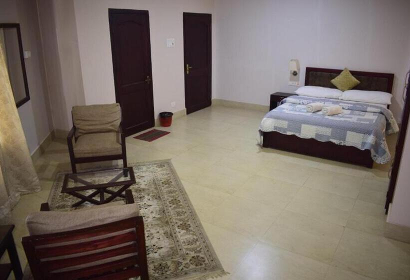 ホテル Eden , Kohima