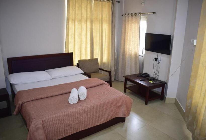 ホテル Eden , Kohima