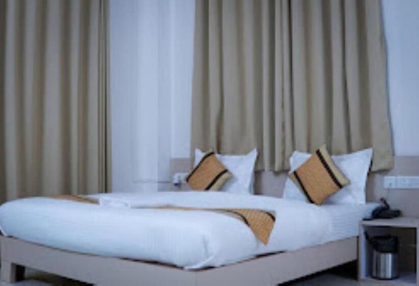 فندق Erica Residency Guwahati