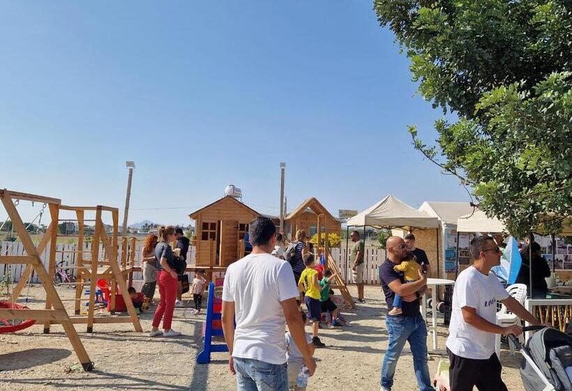 בית מלון כפרי Farm House Aradippou