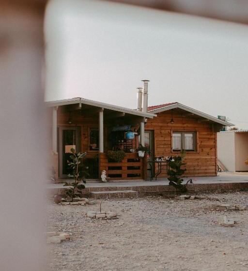 בית מלון כפרי Farm House Aradippou