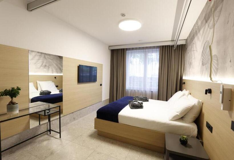 هتل Floramare Health Resort