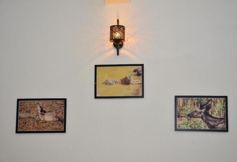 בית מלון כפרי Footprint Jungle Resort