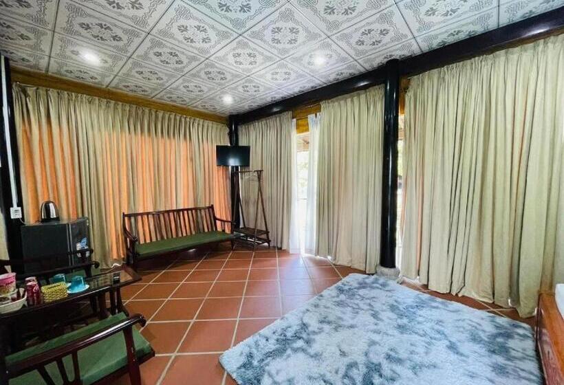 هتل Garden House Tí Nị