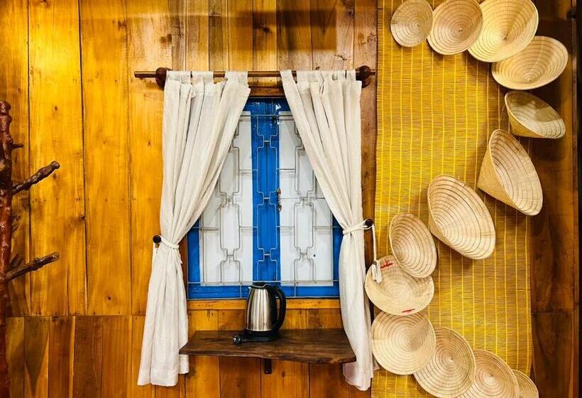 هتل Garden House Tí Nị