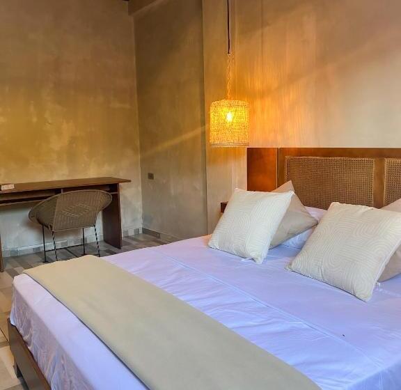 هتل Gavia   Rio Y Mar