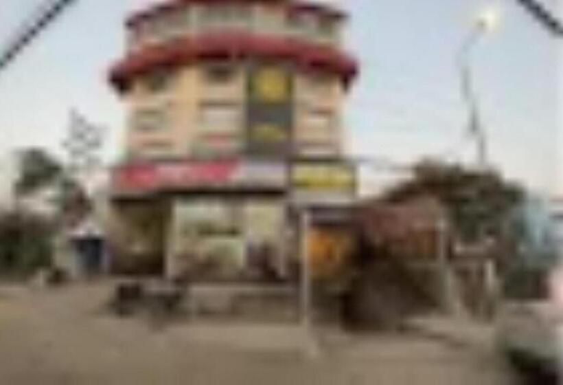 בית מלון כפרי Golden Orbit , Asansol