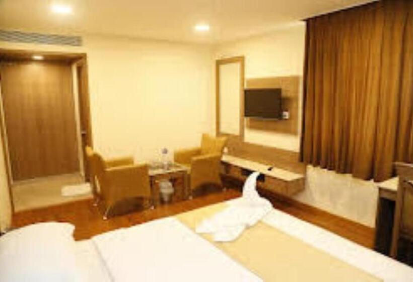 ホテル Grand Plazza Coimbatore