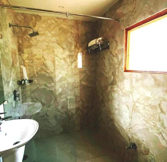 هتل Himalayan Crescent 2 Bedroom Luxury Independent Villas Manali