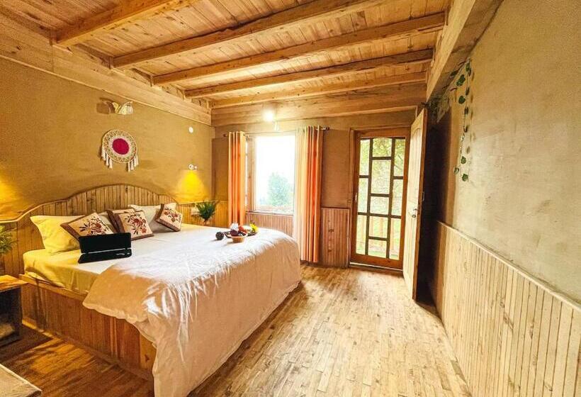 Отель Himalayan Heights, Manali