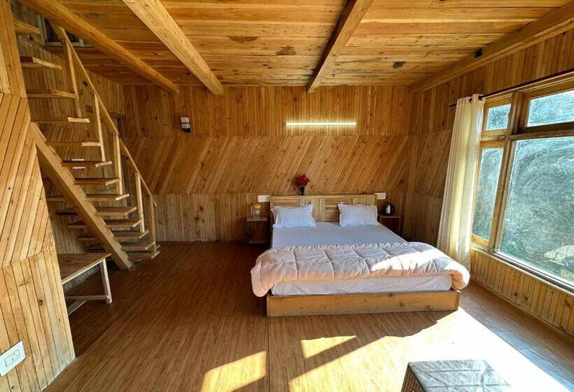 호텔 Himalayan Mountain View Cottage Deohari