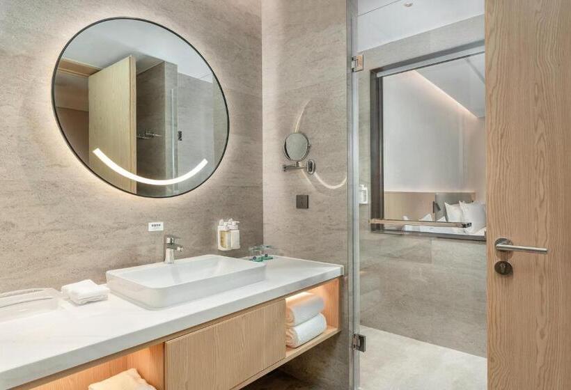 Отель Holiday Inn Taiyuan Sunshine By Ihg