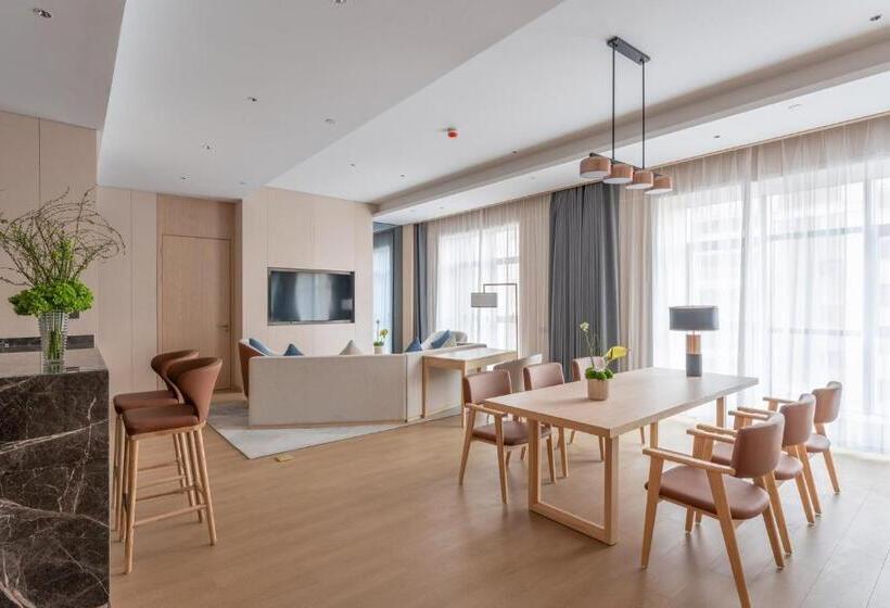 Отель Holiday Inn Taiyuan Sunshine By Ihg