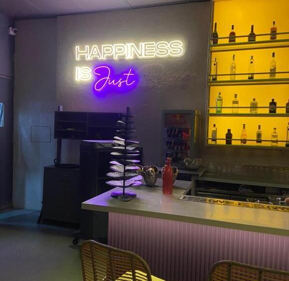 酒店 Just B Boutique