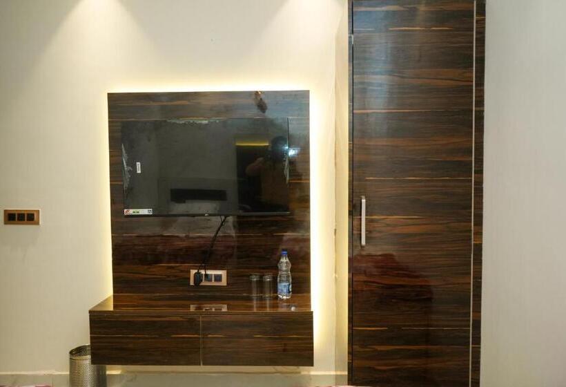 Отель Katani Inn