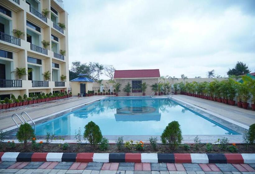 בית מלון כפרי Kp Palace