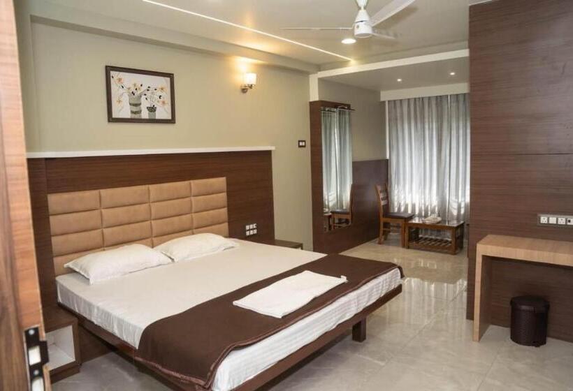 فندق Krushna Inn