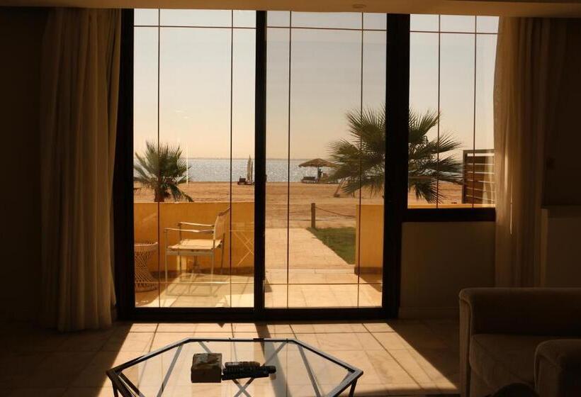 هتل L Azure Beach Resort